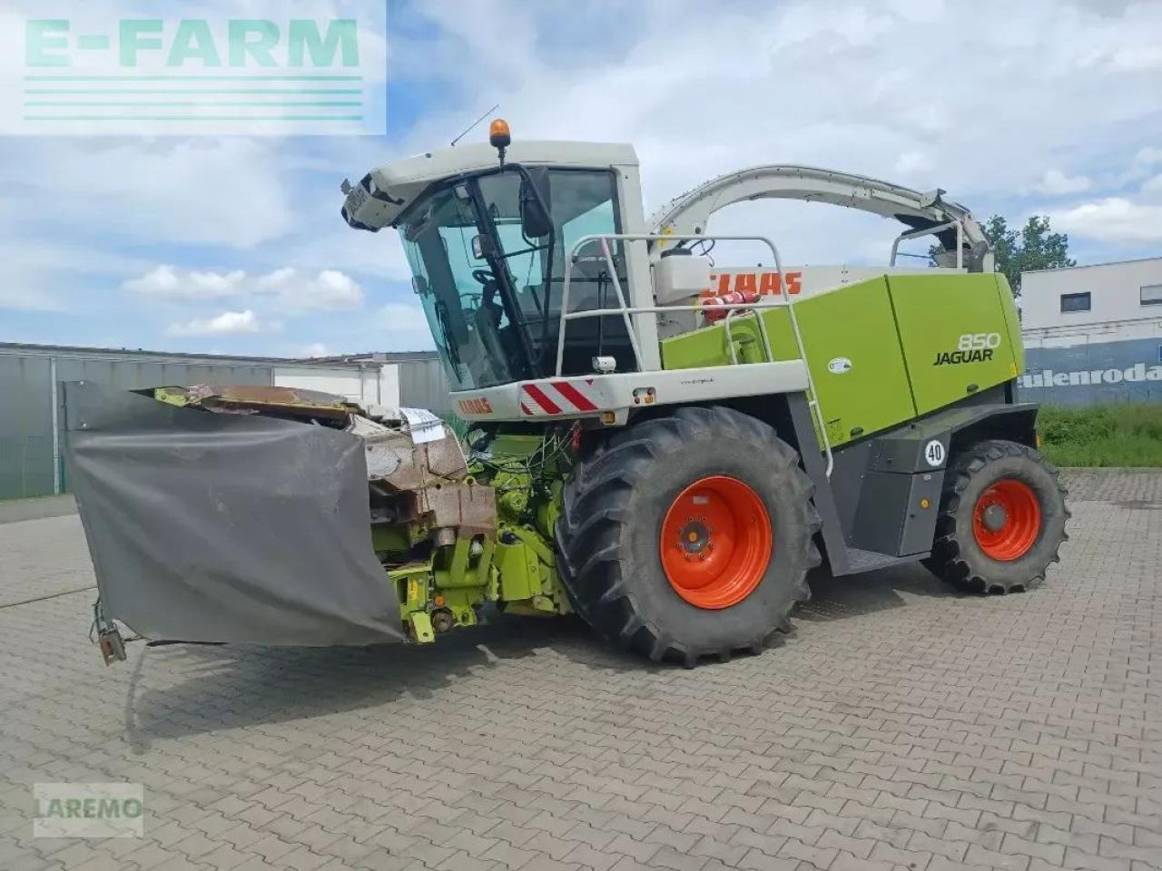 CLAAS jaguar 850 speedstar - 4-trac - Ensileuse: photos 1 CLAAS jaguar 850 speedstar - 4-trac - Ensileuse: photos 1