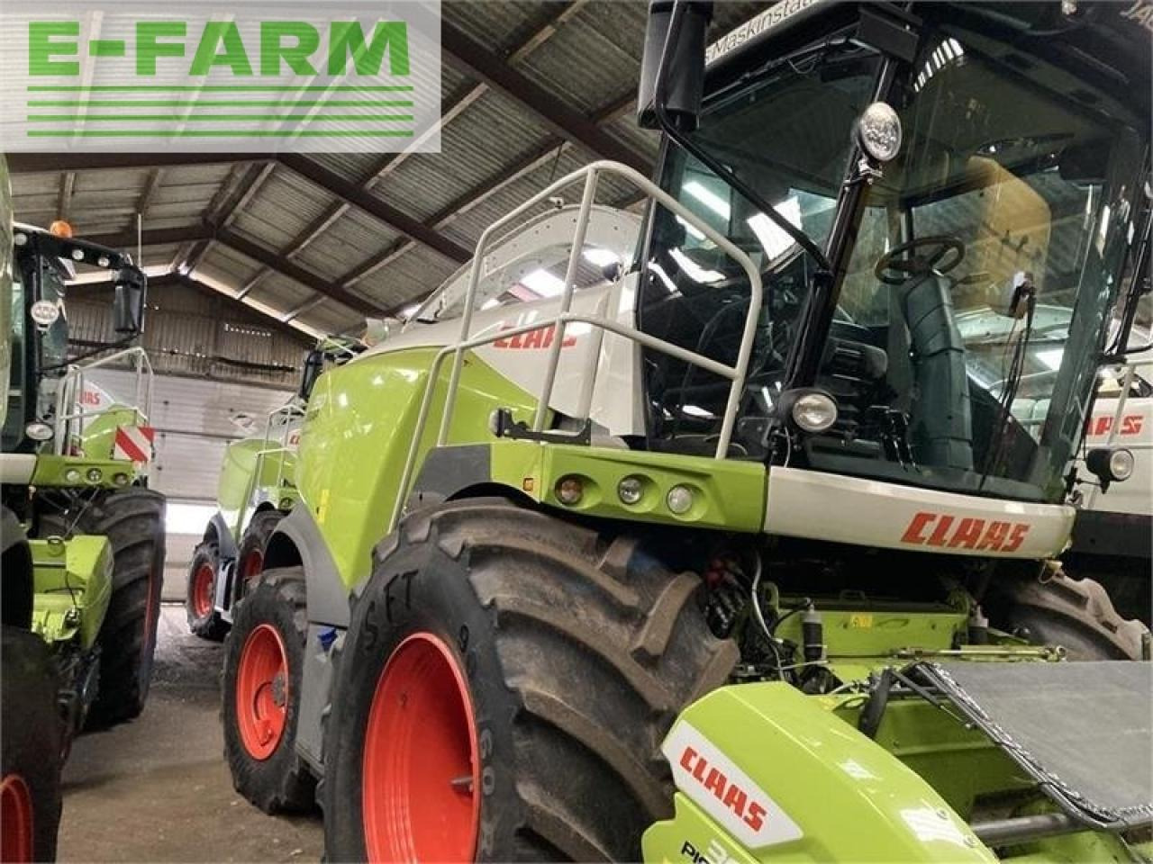 CLAAS jaguar 950-4wd 502 model - Accessoire aux ensileuses: photos 3 CLAAS jaguar 950-4wd 502 model - Accessoire aux ensileuses: photos 3