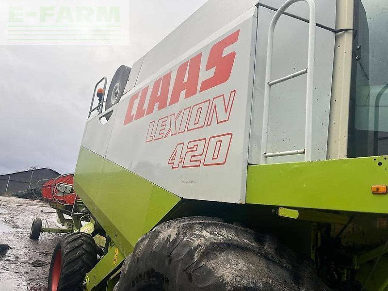 CLAAS lexion 420 - Moissonneuse-batteuse: photos 1 CLAAS lexion 420 - Moissonneuse-batteuse: photos 1