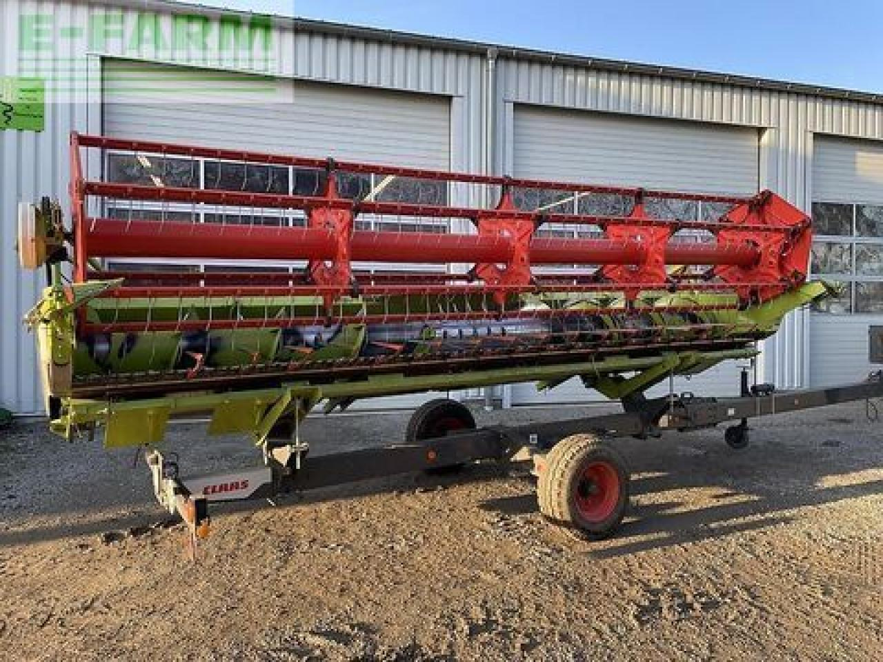 Moissonneuse-batteuse CLAAS lexion 5300: photos 10