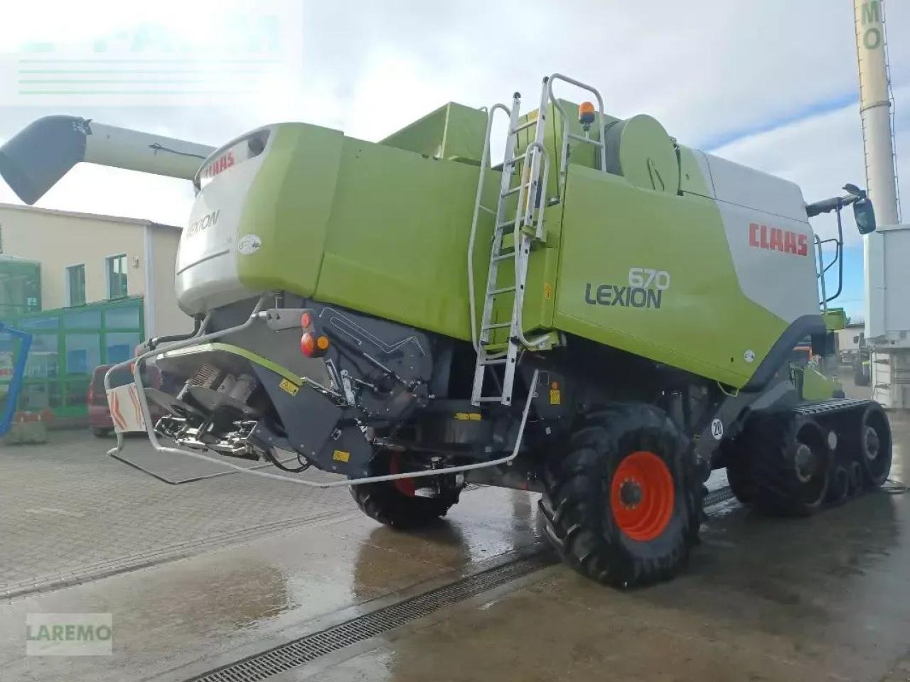 CLAAS lexion 670 tt terratrac v 900 - Moissonneuse-batteuse: photos 3 CLAAS lexion 670 tt terratrac v 900 - Moissonneuse-batteuse: photos 3