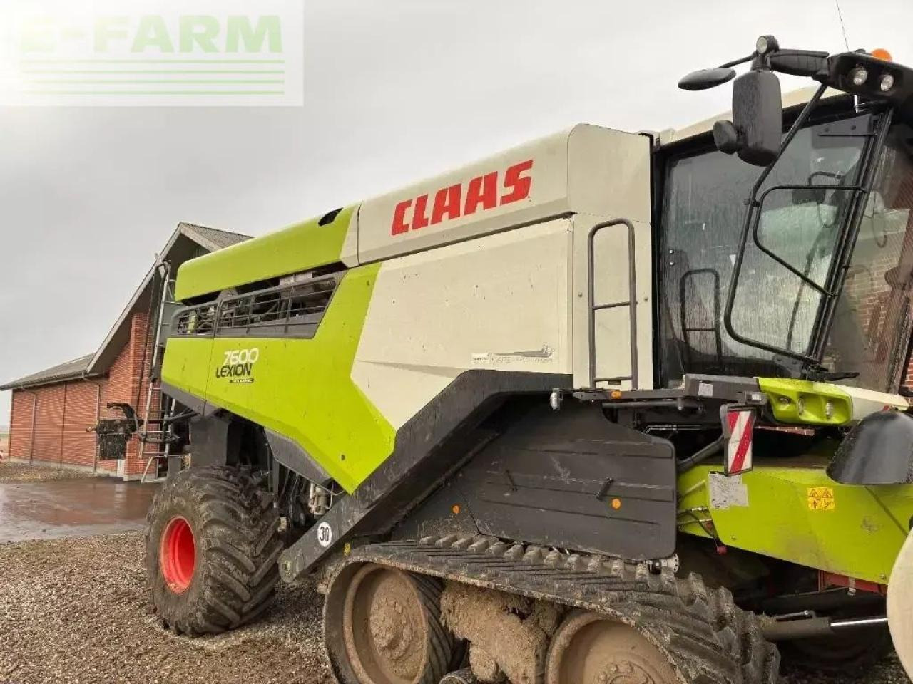 CLAAS lexion 7600 tt 4wd - Moissonneuse-batteuse: photos 2 CLAAS lexion 7600 tt 4wd - Moissonneuse-batteuse: photos 2