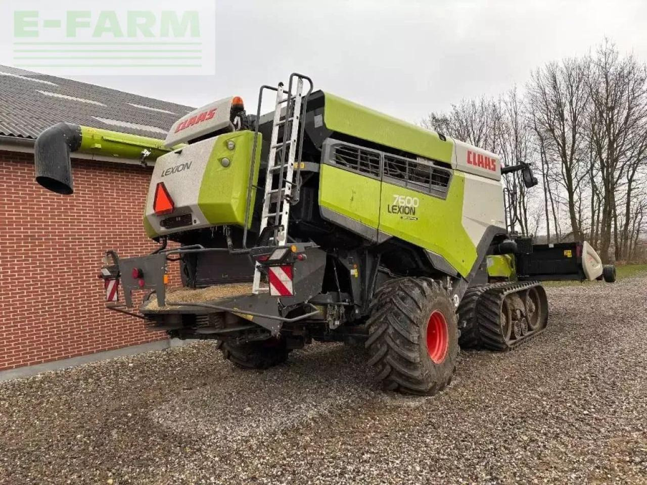 CLAAS lexion 7600 tt 4wd - Moissonneuse-batteuse: photos 4 CLAAS lexion 7600 tt 4wd - Moissonneuse-batteuse: photos 4