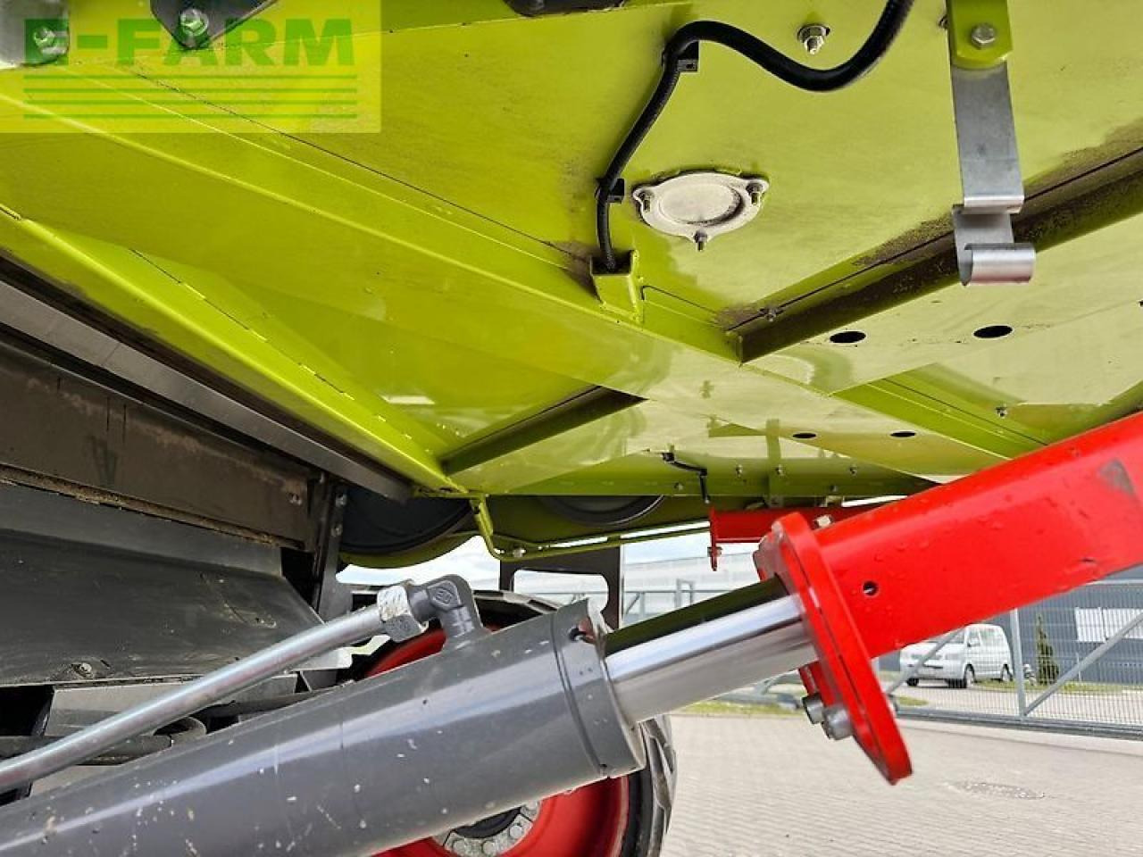 Moissonneuse-batteuse CLAAS lexion 8700tt: photos 12