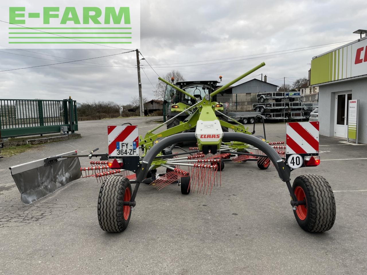 CLAAS liner 1600 - Faneuse: photos 4 CLAAS liner 1600 - Faneuse: photos 4