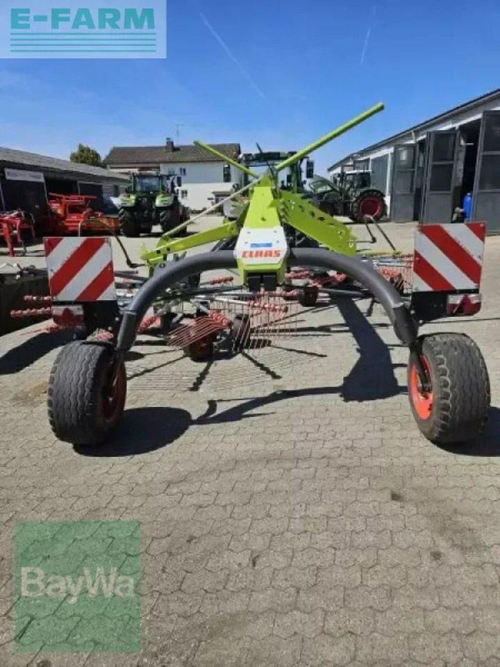 CLAAS liner 1700 - Faneuse: photos 5 CLAAS liner 1700 - Faneuse: photos 5