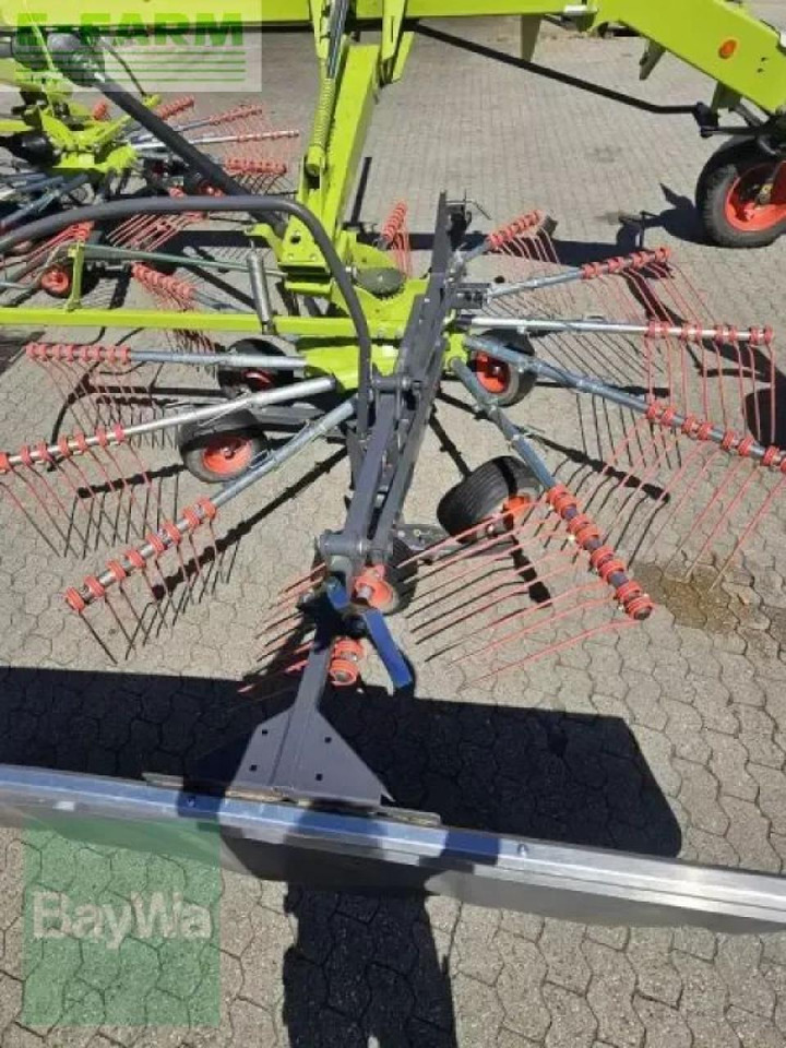 CLAAS liner 1700 - Faneuse: photos 4 CLAAS liner 1700 - Faneuse: photos 4