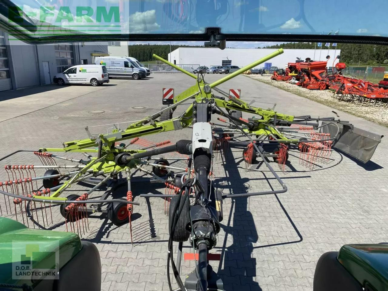 CLAAS liner 1900 - Faneuse: photos 4 CLAAS liner 1900 - Faneuse: photos 4