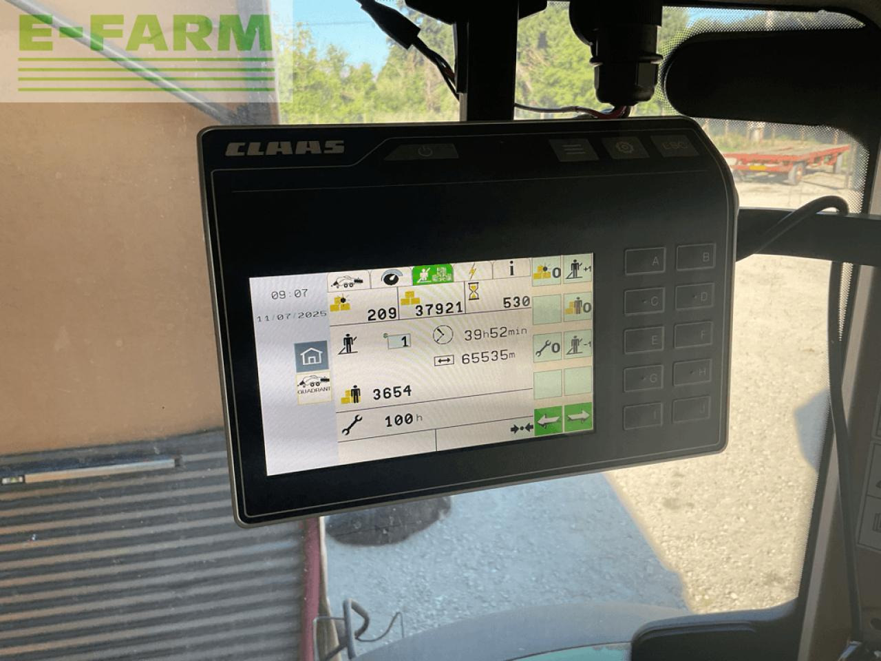 Presse à balles cubiques CLAAS quadrant 4000: photos 15