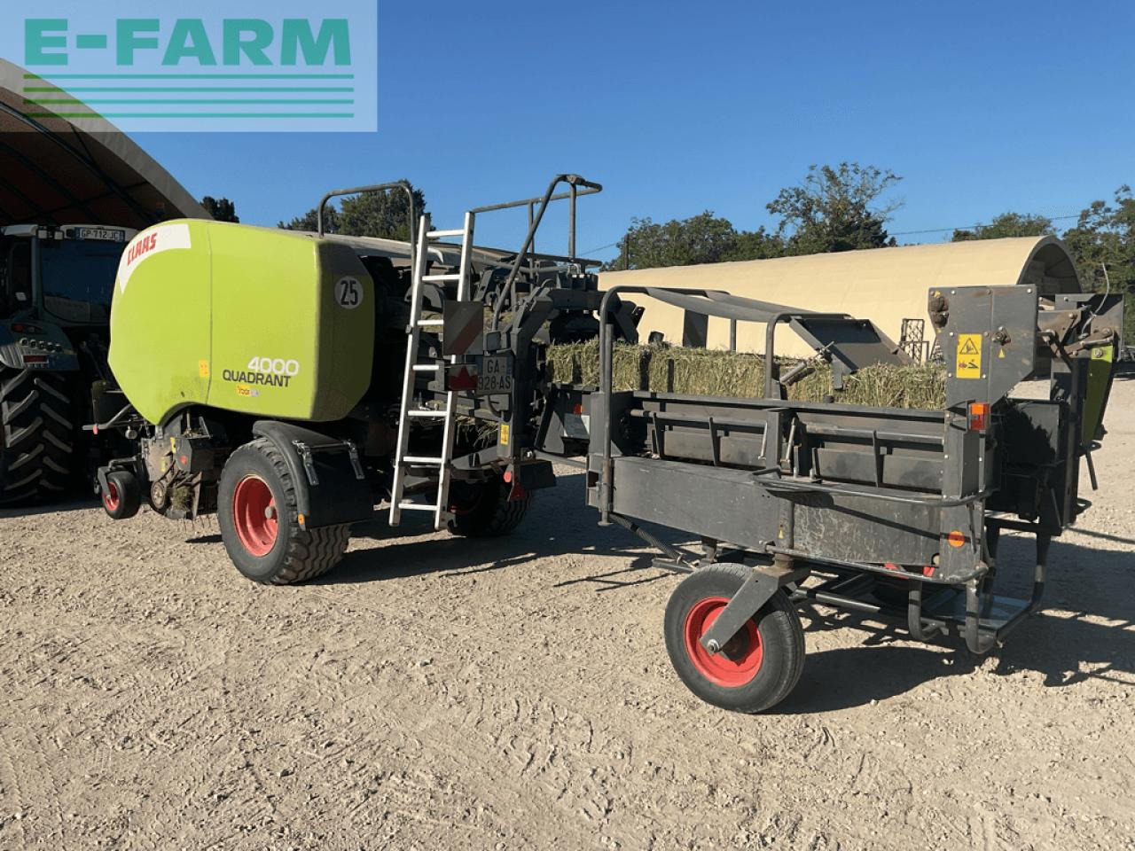 Presse à balles cubiques CLAAS quadrant 4000: photos 7