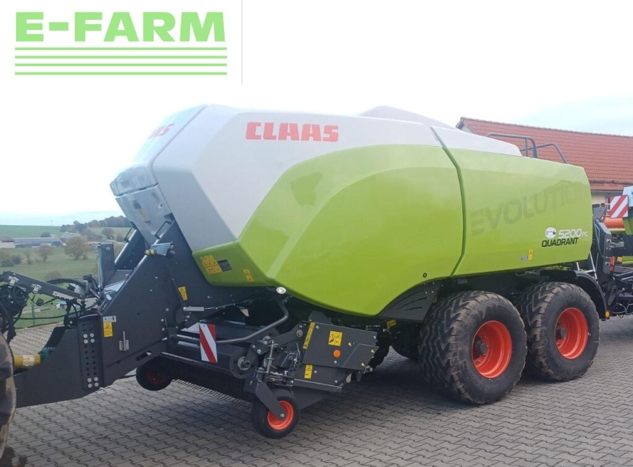 CLAAS quadrant 5200 evolution - Presse à balles cubiques: photos 2 CLAAS quadrant 5200 evolution - Presse à balles cubiques: photos 2