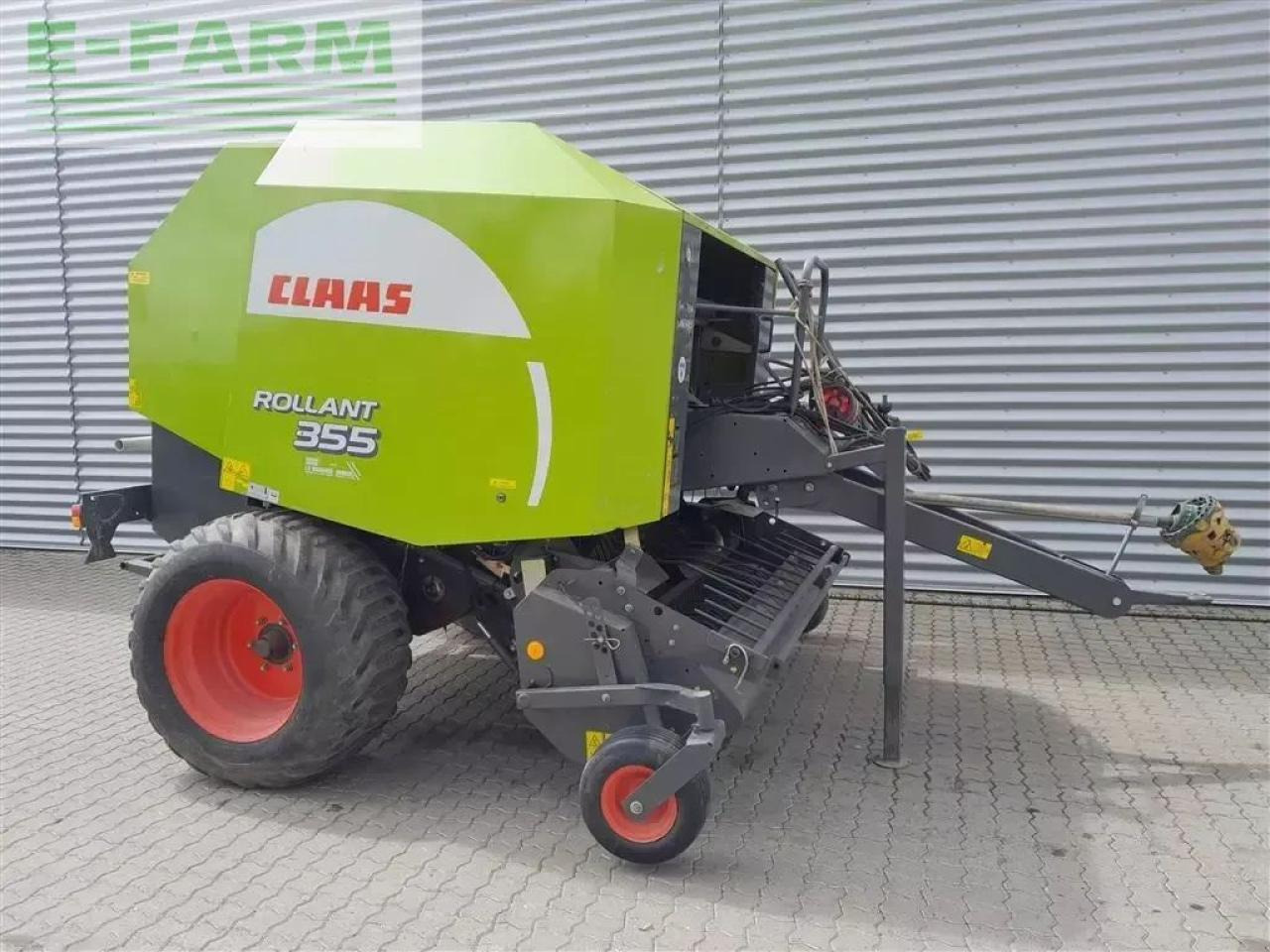 CLAAS rollant 355 - Presse à balles cubiques: photos 1 CLAAS rollant 355 - Presse à balles cubiques: photos 1