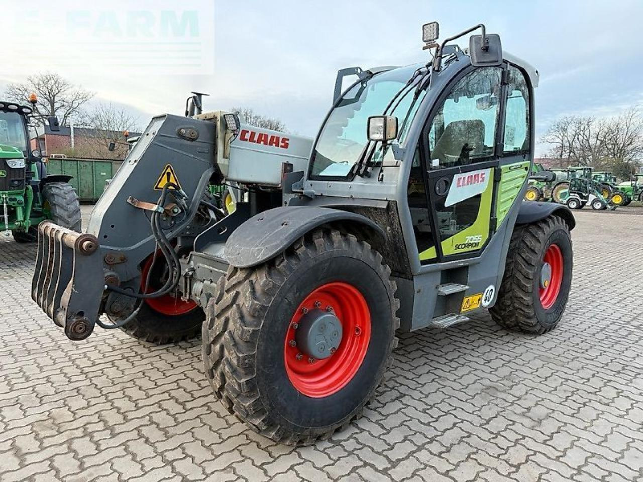CLAAS scorpion 7055 - Chariot télescopique: photos 1 CLAAS scorpion 7055 - Chariot télescopique: photos 1