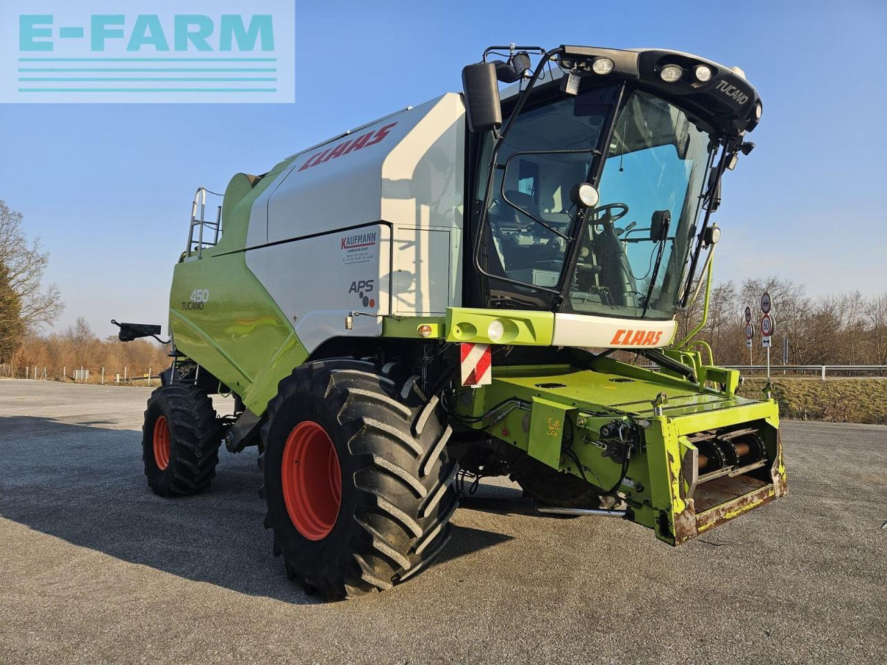 CLAAS tucano 450 - Moissonneuse-batteuse: photos 3 CLAAS tucano 450 - Moissonneuse-batteuse: photos 3