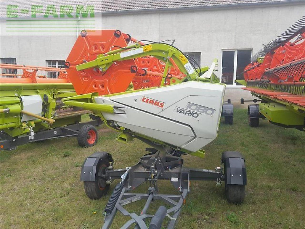 CLAAS vario 1080 - Accessoire aux ensileuses: photos 1 CLAAS vario 1080 - Accessoire aux ensileuses: photos 1