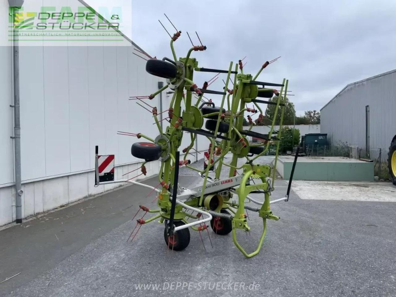 Faneuse CLAAS volto 900: photos 6
