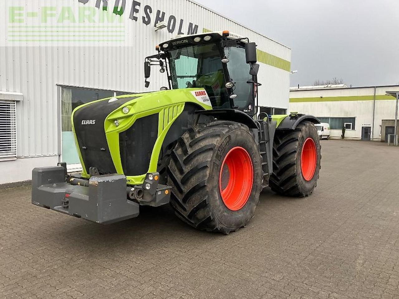 CLAAS xerion 5000 trac vc TRAC VC - Tracteur agricole: photos 4 CLAAS xerion 5000 trac vc TRAC VC - Tracteur agricole: photos 4
