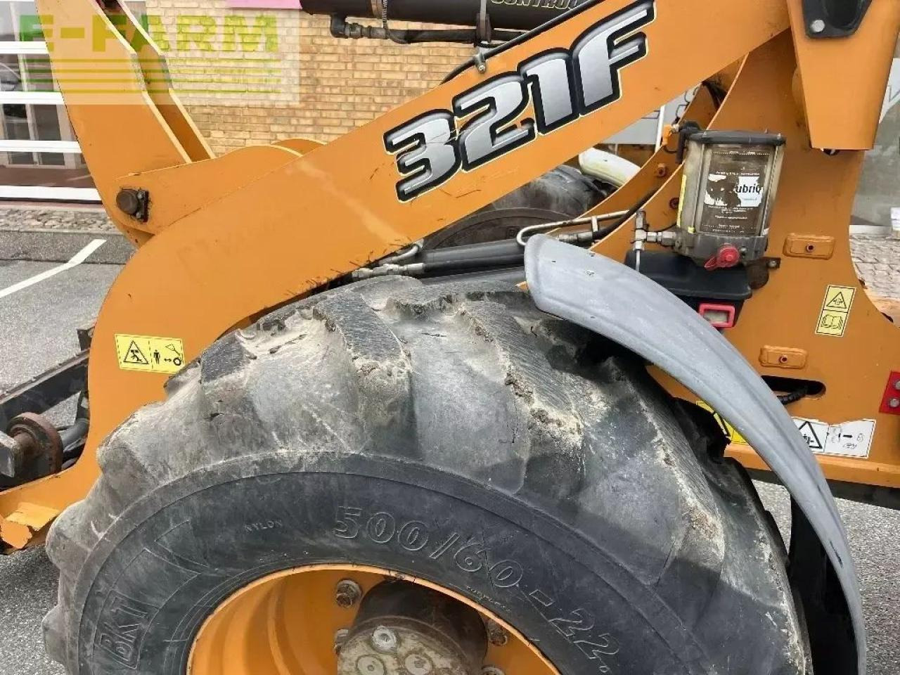 Case-IH 321 f - Mini pelle: photos 2 Case-IH 321 f - Mini pelle: photos 2