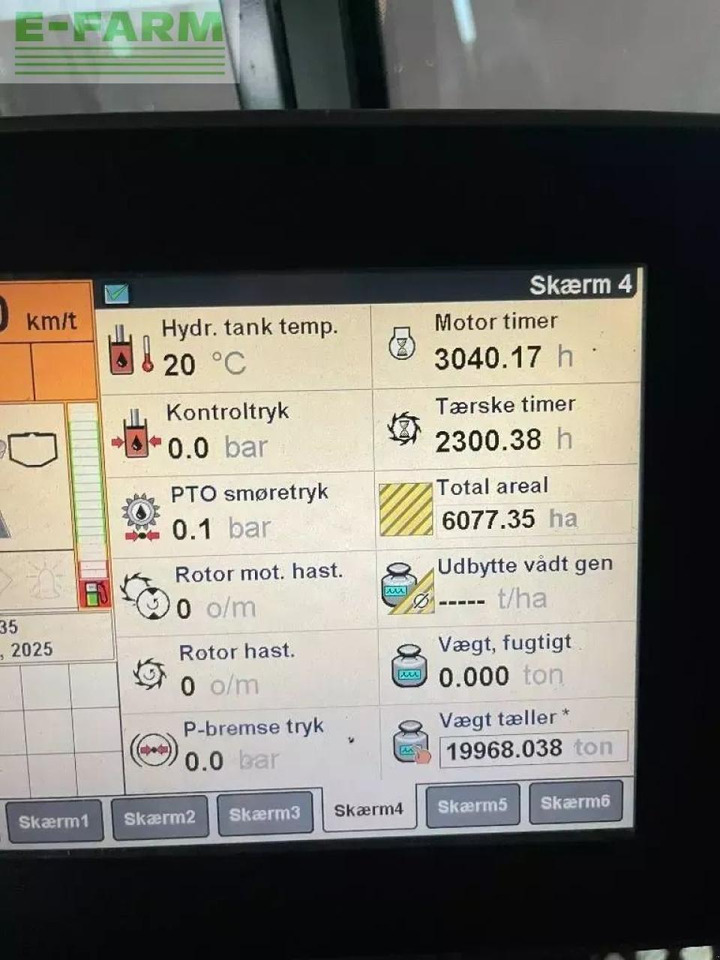 Moissonneuse-batteuse Case-IH 8010: photos 19 Moissonneuse-batteuse Case-IH 8010: photos 19