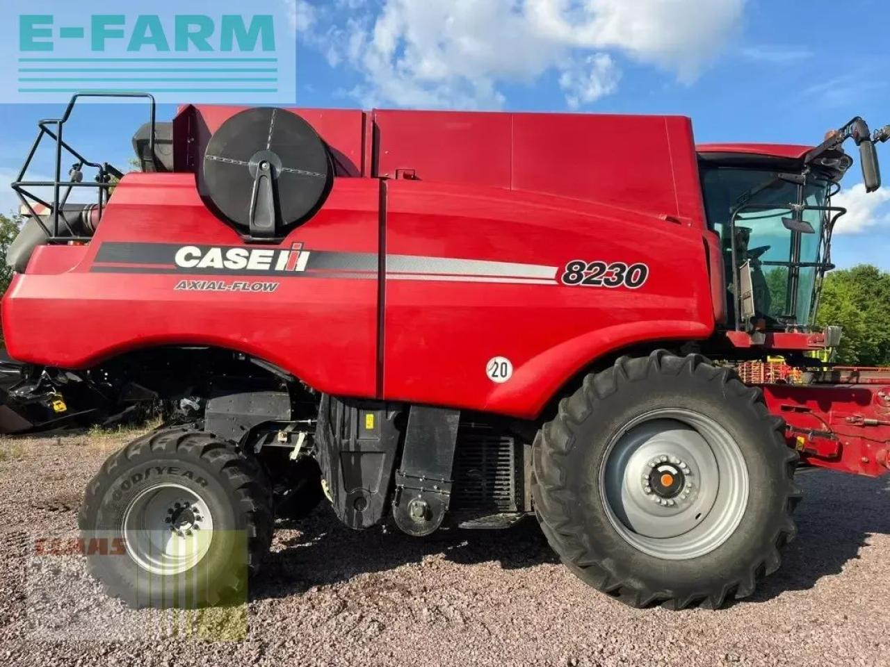 Case-IH af 8230 - Moissonneuse-batteuse: photos 1 Case-IH af 8230 - Moissonneuse-batteuse: photos 1