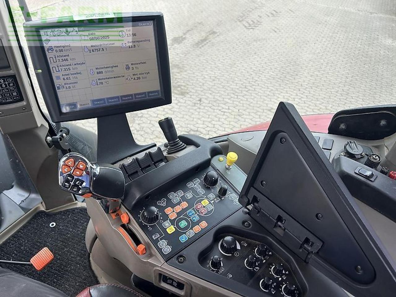 Case-IH optum 300 cvx CVX - Tracteur agricole: photos 4 Case-IH optum 300 cvx CVX - Tracteur agricole: photos 4
