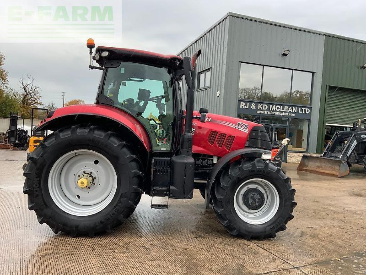 Case-IH puma 175cvx tractor (st25032) CVX - Tracteur agricole: photos 2 Case-IH puma 175cvx tractor (st25032) CVX - Tracteur agricole: photos 2