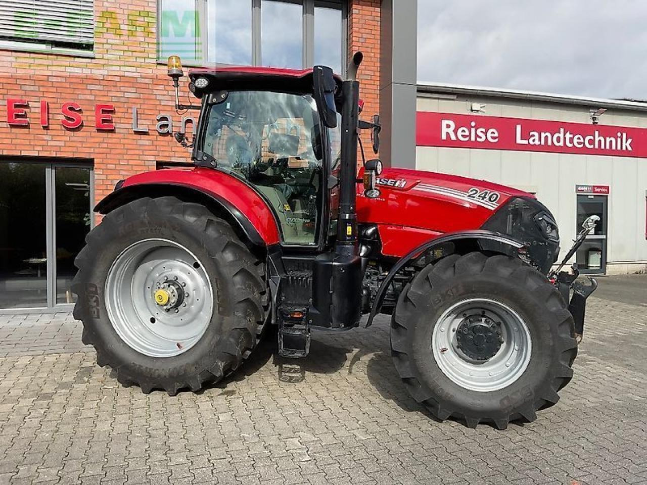 Case-IH puma 240 cvxdrive - Tracteur agricole: photos 4 Case-IH puma 240 cvxdrive - Tracteur agricole: photos 4