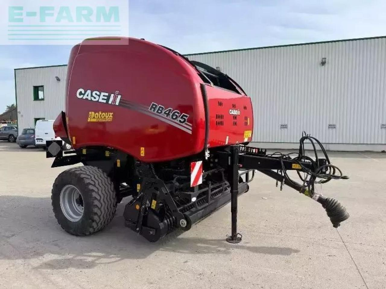 Case-IH rb465 - Presse à balles cubiques: photos 2 Case-IH rb465 - Presse à balles cubiques: photos 2