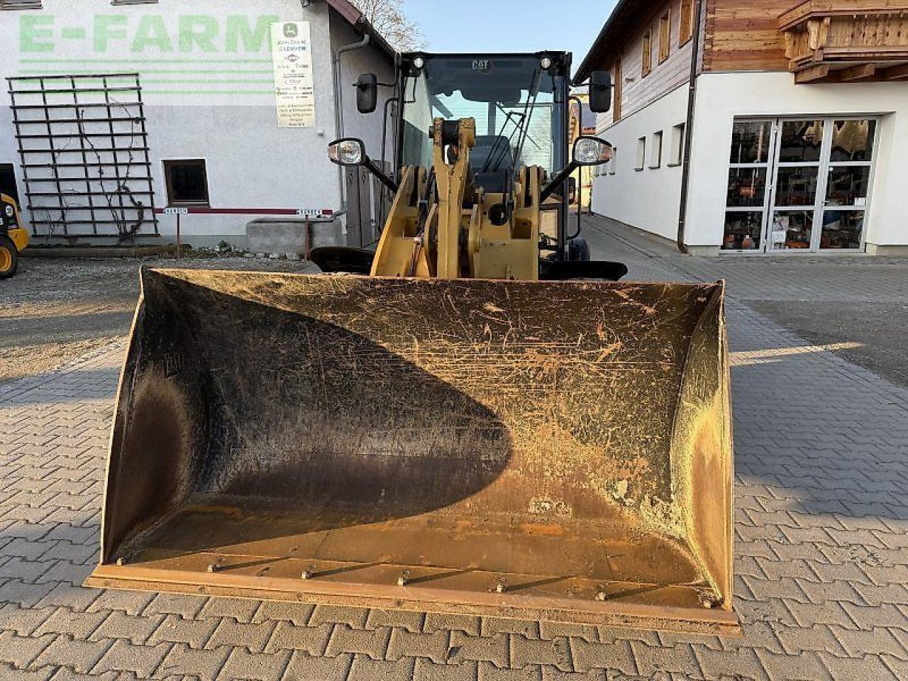Caterpillar 906 m - Mini pelle: photos 3 Caterpillar 906 m - Mini pelle: photos 3