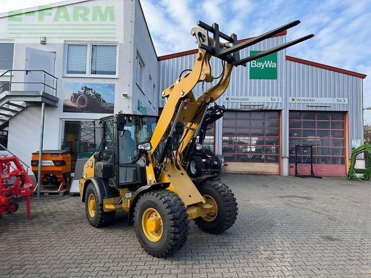 Caterpillar cat 906-14 - Mini pelle: photos 1 Caterpillar cat 906-14 - Mini pelle: photos 1