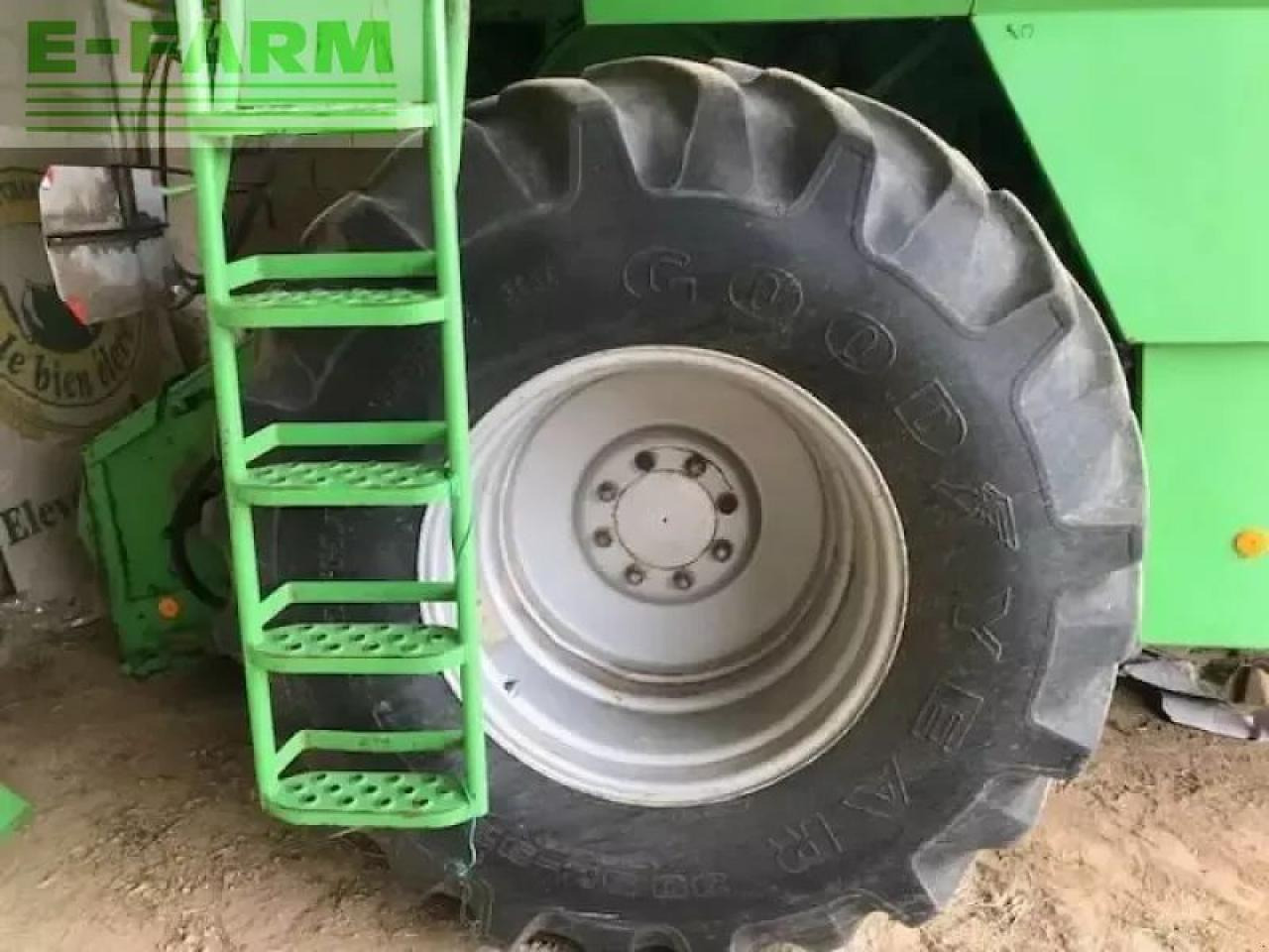 Deutz-Fahr 4080hts - Moissonneuse-batteuse: photos 3 Deutz-Fahr 4080hts - Moissonneuse-batteuse: photos 3