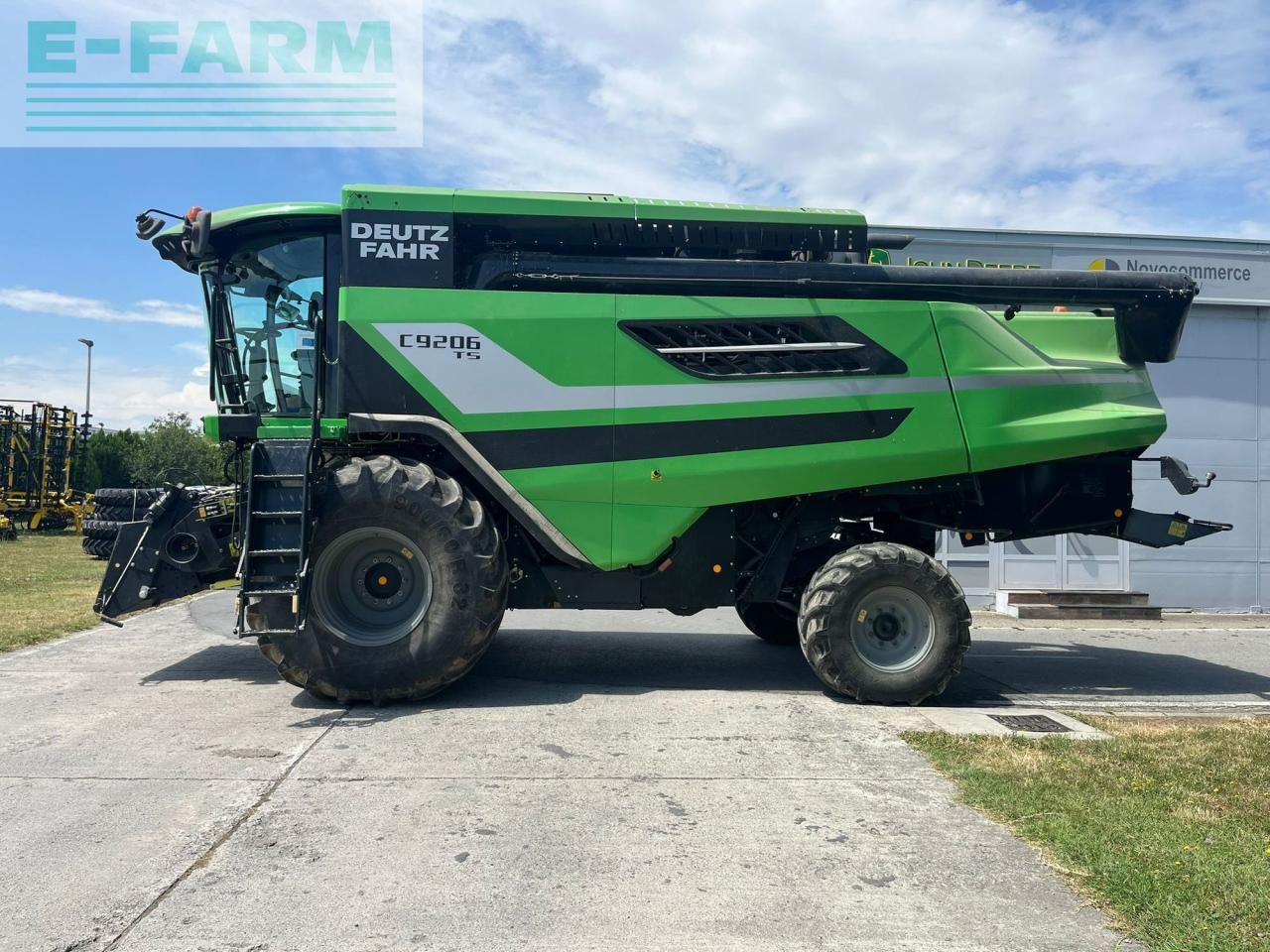 Deutz-Fahr C9206 TS - Moissonneuse-batteuse: photos 2 Deutz-Fahr C9206 TS - Moissonneuse-batteuse: photos 2
