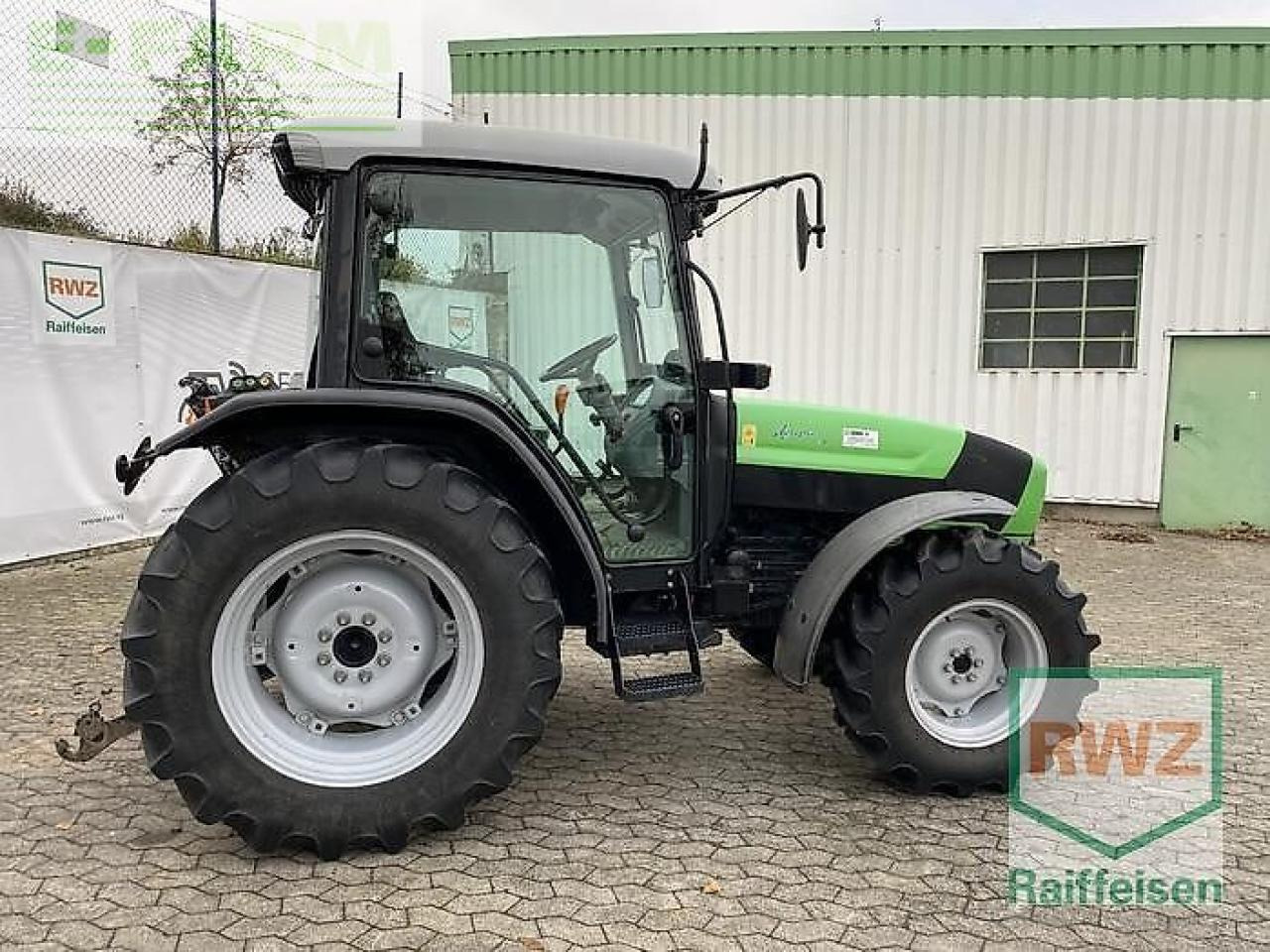 Deutz-Fahr agroplus 410 - Tracteur agricole: photos 2 Deutz-Fahr agroplus 410 - Tracteur agricole: photos 2