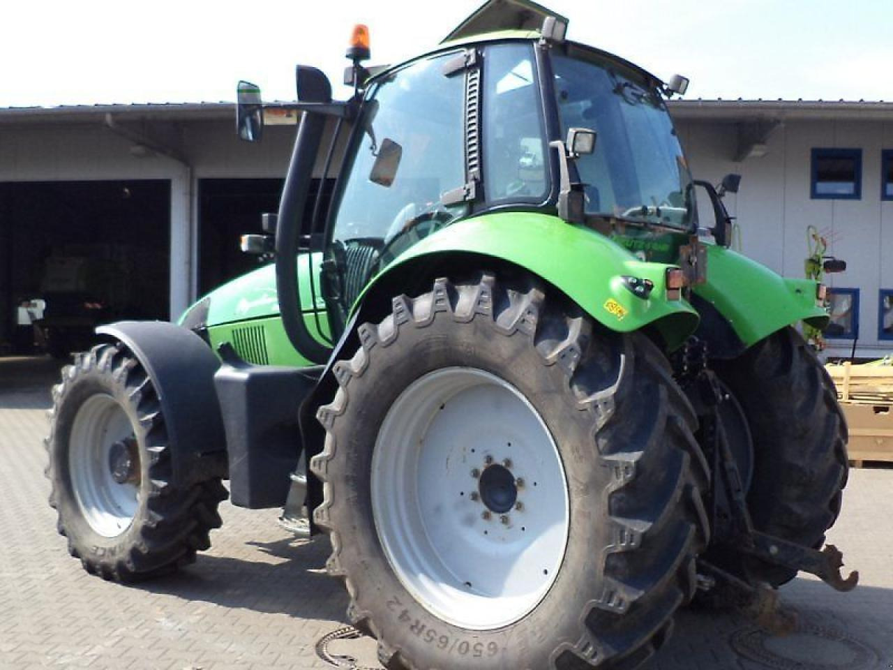 Deutz-Fahr agrotron 200 - Tracteur agricole: photos 3 Deutz-Fahr agrotron 200 - Tracteur agricole: photos 3
