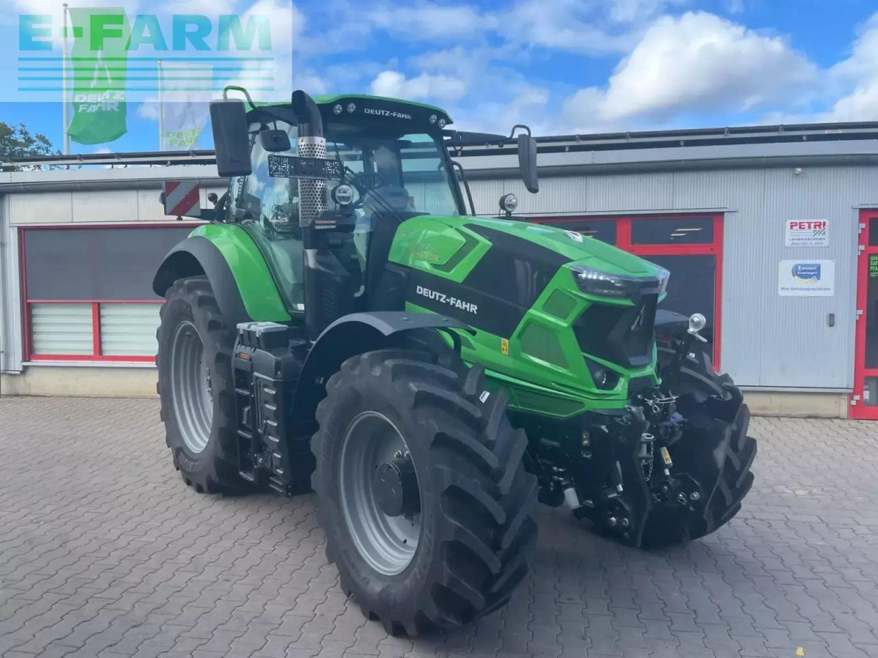 Deutz-Fahr agrotron 7250 ttv warrior TTV - Tracteur agricole: photos 1 Deutz-Fahr agrotron 7250 ttv warrior TTV - Tracteur agricole: photos 1