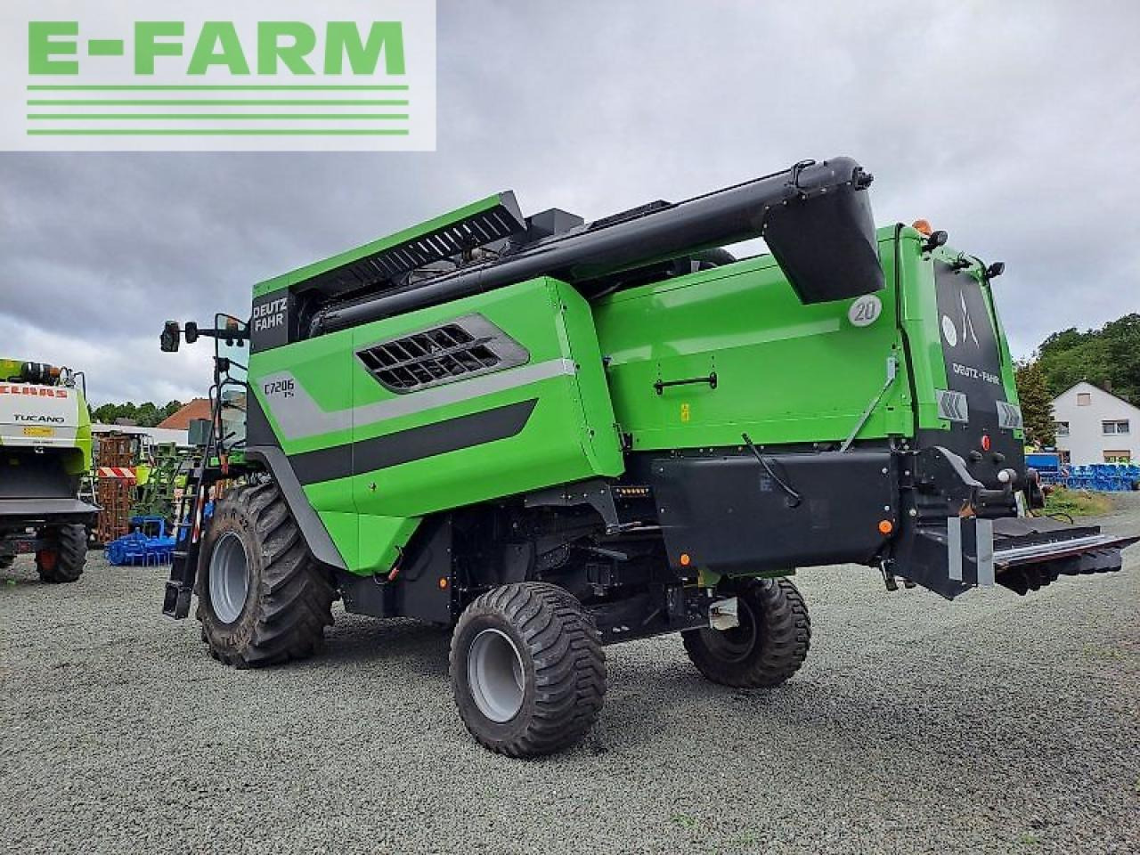 Deutz-Fahr c7206 ts - Moissonneuse-batteuse: photos 2 Deutz-Fahr c7206 ts - Moissonneuse-batteuse: photos 2
