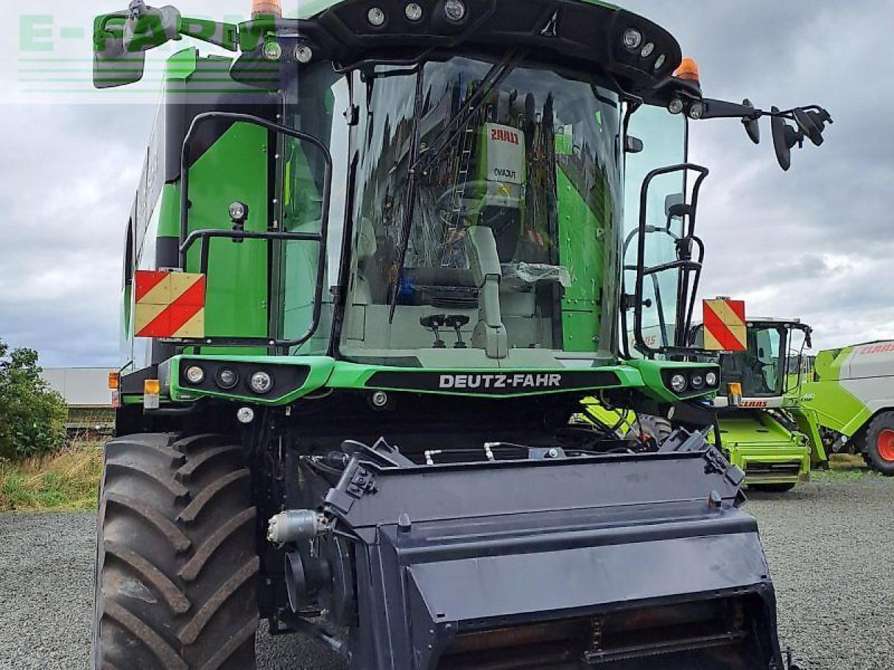 Deutz-Fahr c7206 ts - Moissonneuse-batteuse: photos 5 Deutz-Fahr c7206 ts - Moissonneuse-batteuse: photos 5