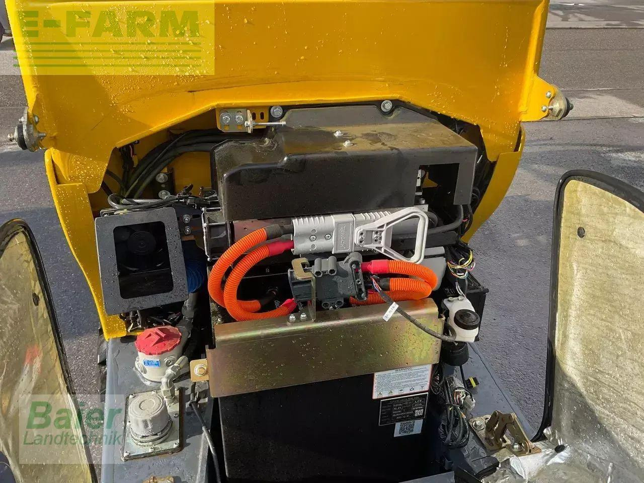 Eurotrac w11 e - Chargeuse sur pneus: photos 4 Eurotrac w11 e - Chargeuse sur pneus: photos 4