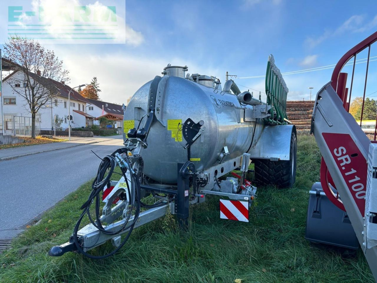 Farmtech Supercis 1000 - Epandeurs: photos 1 Farmtech Supercis 1000 - Epandeurs: photos 1