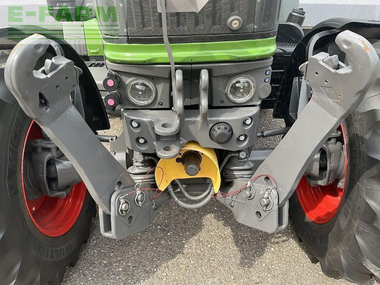 Fendt 211 s vario gen3 power setting 2 - Tracteur agricole: photos 3 Fendt 211 s vario gen3 power setting 2 - Tracteur agricole: photos 3