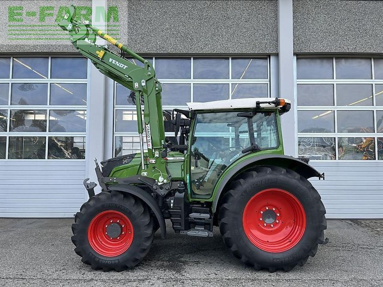 Fendt 211 s vario gen3 power setting 2 - Tracteur agricole: photos 1 Fendt 211 s vario gen3 power setting 2 - Tracteur agricole: photos 1