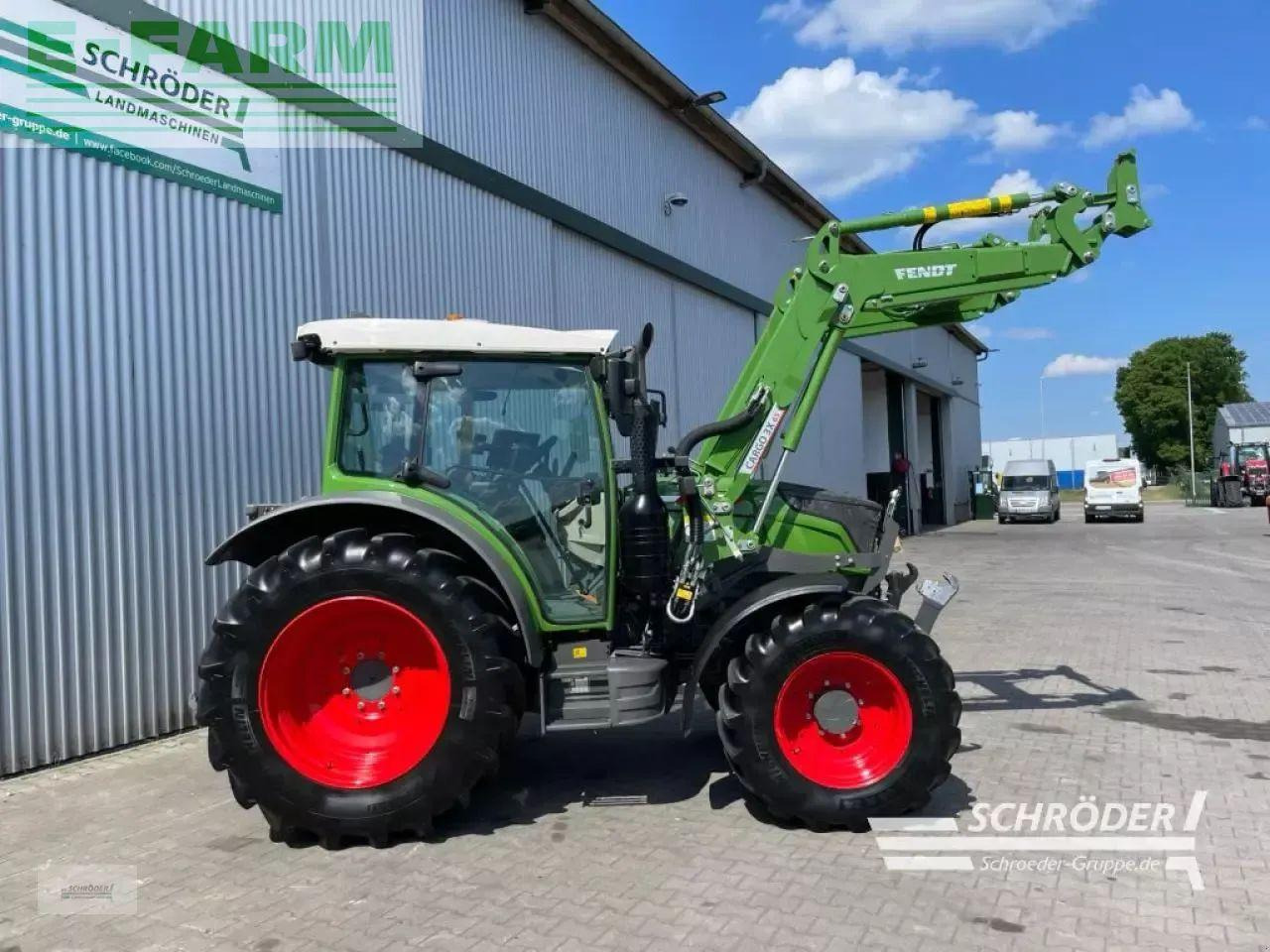 Fendt 211 s vario gen3 profi plus - Tracteur agricole: photos 5 Fendt 211 s vario gen3 profi plus - Tracteur agricole: photos 5