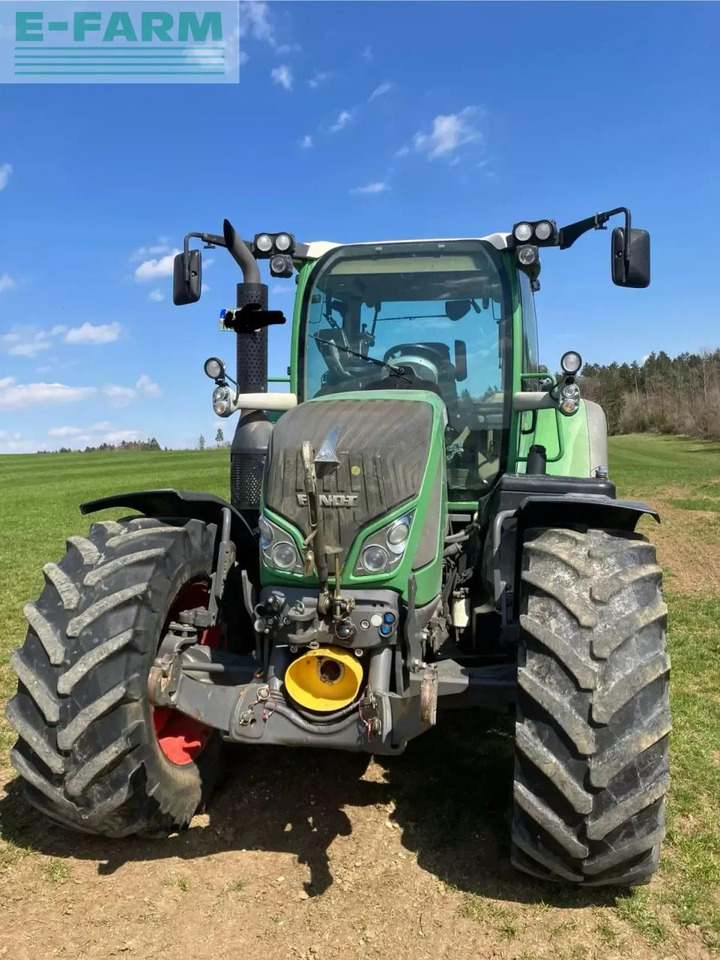 Fendt 720 scr profi plus (724) - Tracteur agricole: photos 2 Fendt 720 scr profi plus (724) - Tracteur agricole: photos 2