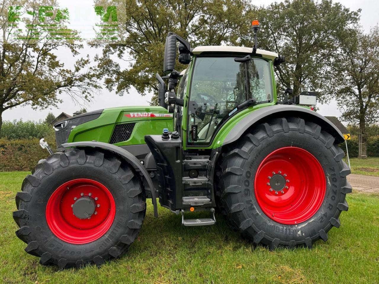 Fendt 720 vario profi+ (gen 7) ProfiPlus - Tracteur agricole: photos 4 Fendt 720 vario profi+ (gen 7) ProfiPlus - Tracteur agricole: photos 4