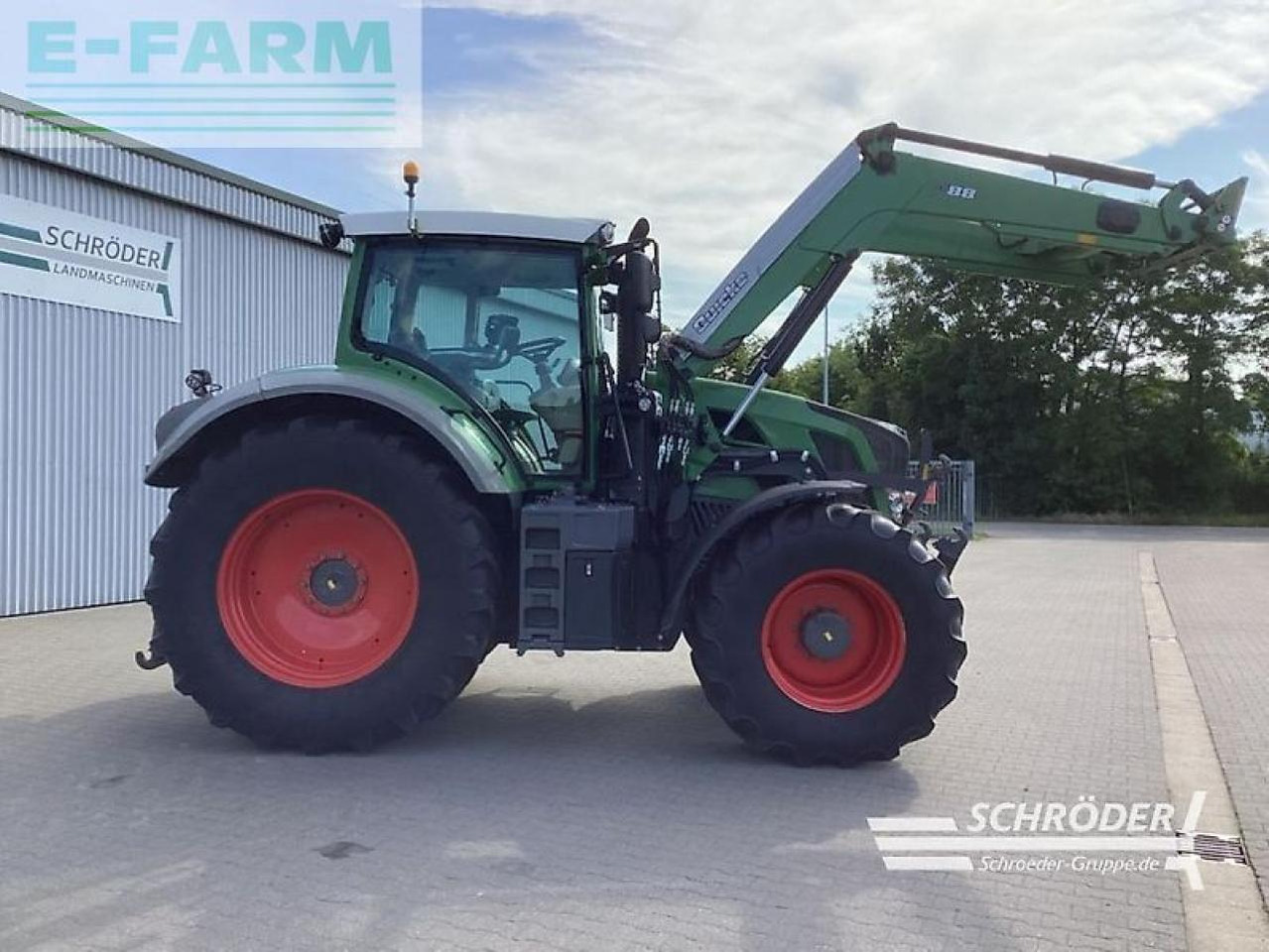 Fendt 824 scr profi plus - Tracteur agricole: photos 2 Fendt 824 scr profi plus - Tracteur agricole: photos 2