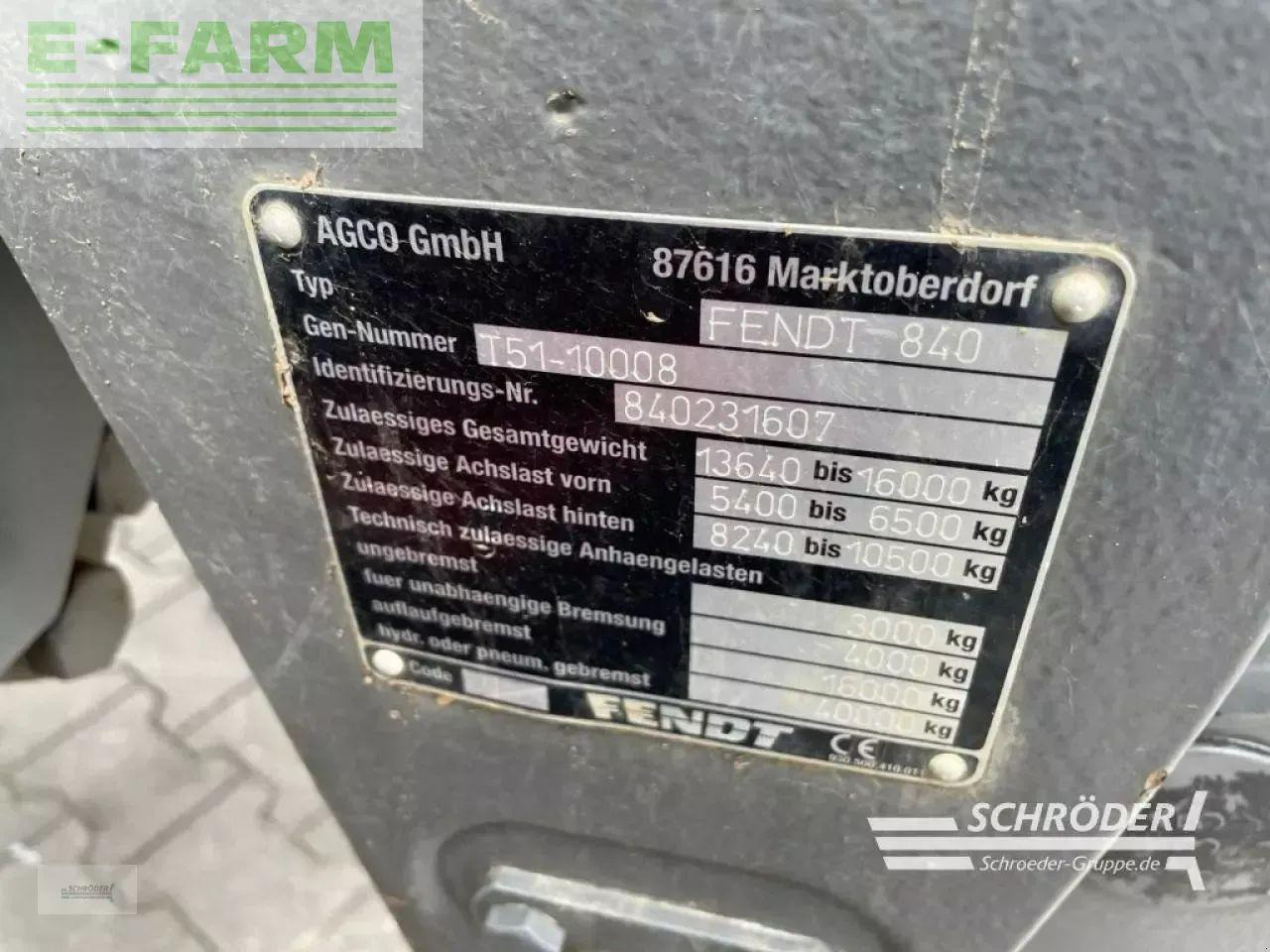 Fendt 824 vario s4 profi Profi - Tracteur agricole: photos 4 Fendt 824 vario s4 profi Profi - Tracteur agricole: photos 4