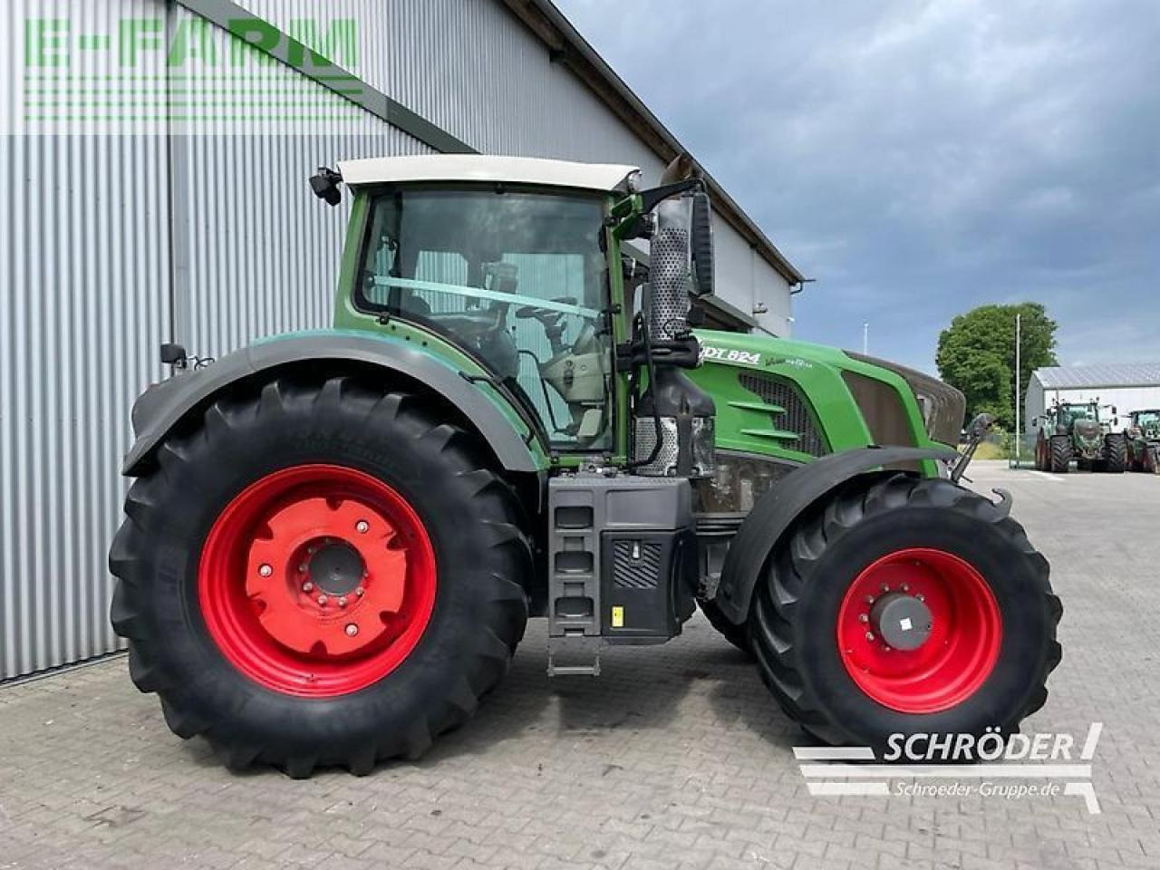 Fendt 824 vario s4 profi Profi - Tracteur agricole: photos 5 Fendt 824 vario s4 profi Profi - Tracteur agricole: photos 5