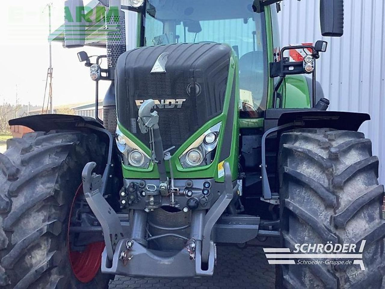 Fendt 824 vario s4 profi plus ProfiPlus - Tracteur agricole: photos 2 Fendt 824 vario s4 profi plus ProfiPlus - Tracteur agricole: photos 2