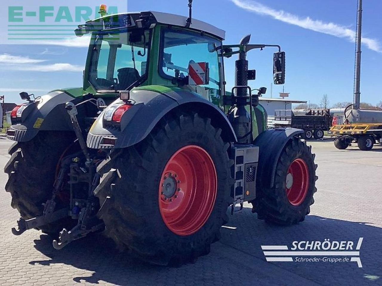 Fendt 824 vario s4 profi plus ProfiPlus - Tracteur agricole: photos 5 Fendt 824 vario s4 profi plus ProfiPlus - Tracteur agricole: photos 5