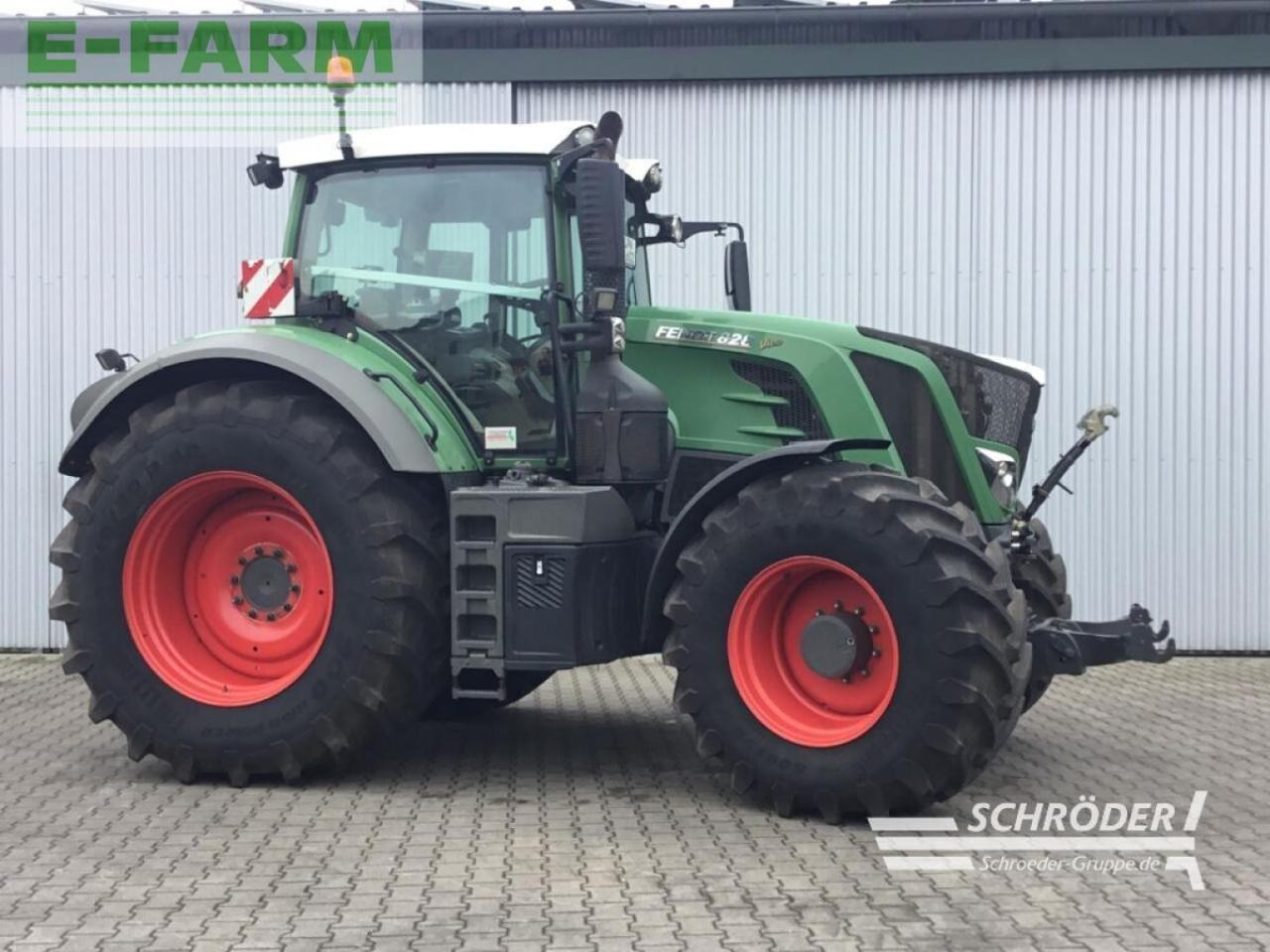 Fendt 828 s4 profi plus - Tracteur agricole: photos 1 Fendt 828 s4 profi plus - Tracteur agricole: photos 1